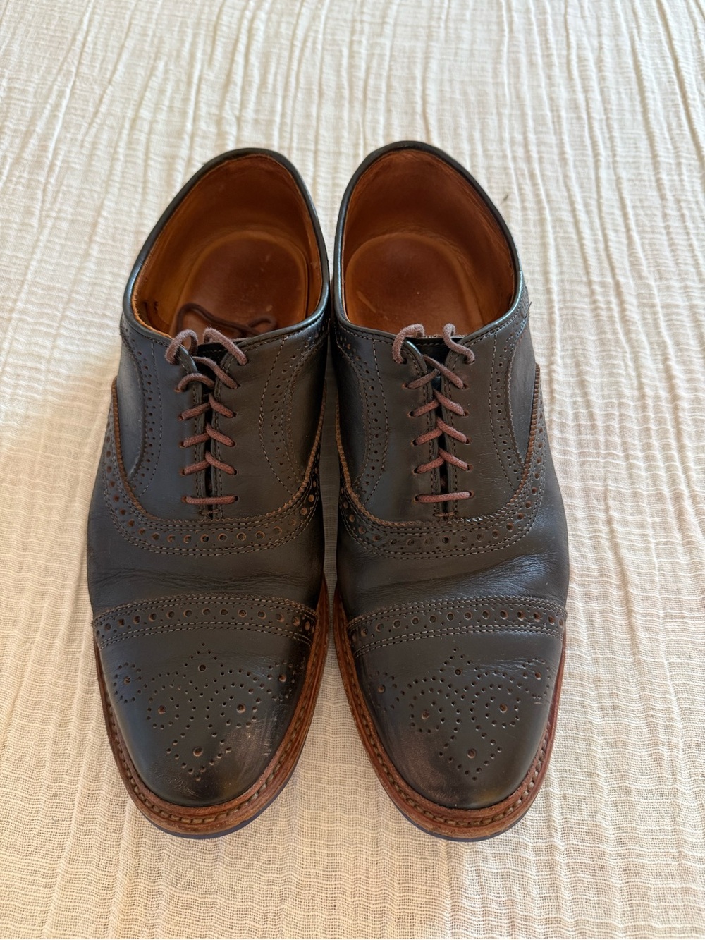 👞 Sleek Black Brogue Oxfords w/ Blue Sole - Size 10.5 D 👞 - Picture 14 of 14